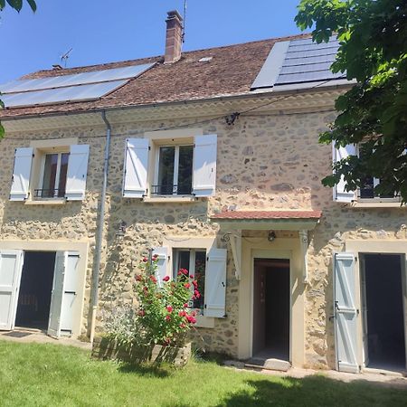 Maison De Caractere Le Rouchassier Saint-Laurent-du-Cros Exterior photo